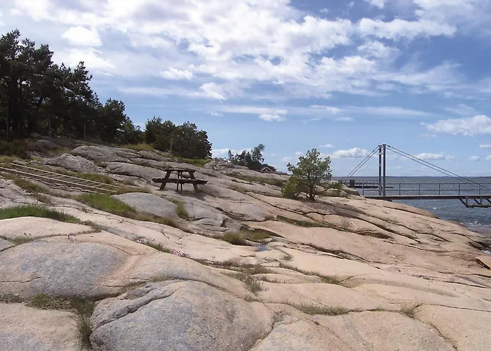 Semesterbostad Amazing In With Wifi Saltnes